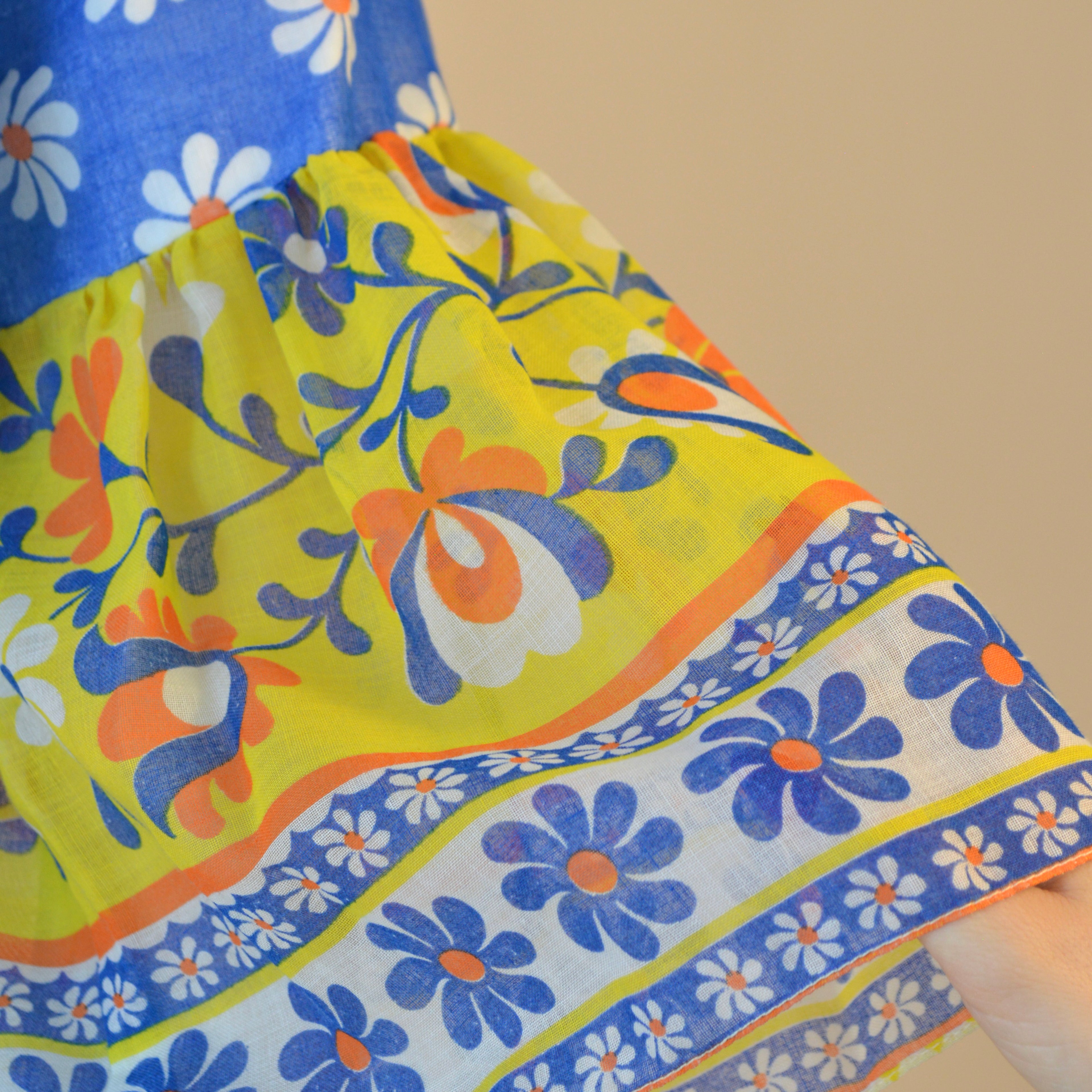 1960-70s banger floral maxi dress